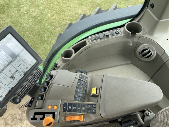 2023 John Deere 8R 280 Tractor