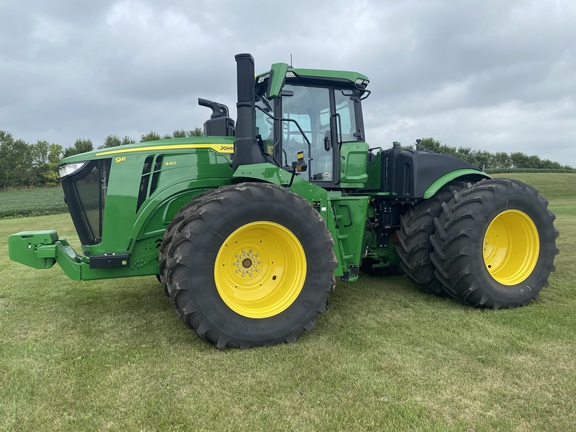 2023 John Deere 9R 440 Tractor 4WD