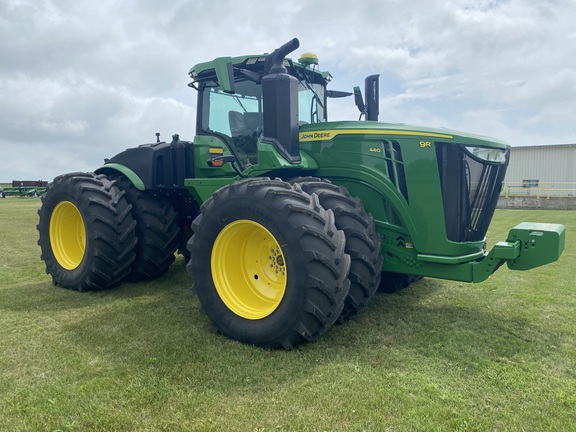 2023 John Deere 9R 440 Tractor 4WD