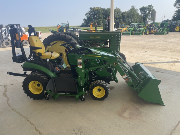 2023 John Deere 1025R Tractor Compact