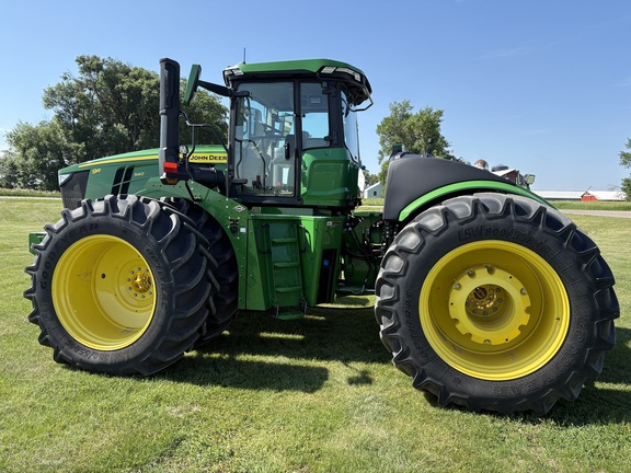 2024 John Deere 9R 540 Tractor 4WD