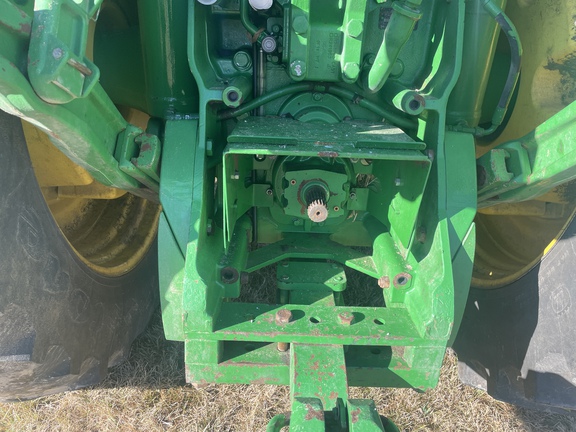 2010 John Deere 8320R Tractor