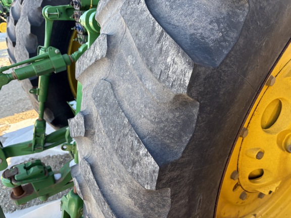 2010 John Deere 8320R Tractor