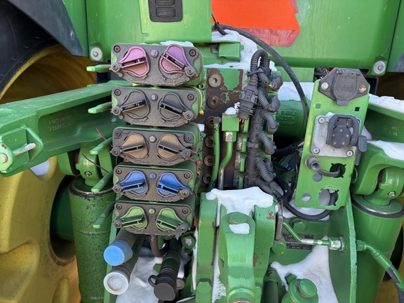 2010 John Deere 8320R Tractor