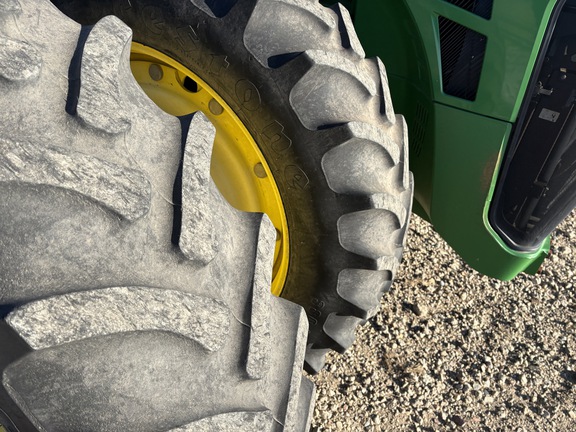 2010 John Deere 8320R Tractor