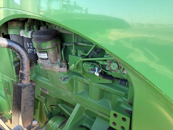 2010 John Deere 8320R Tractor