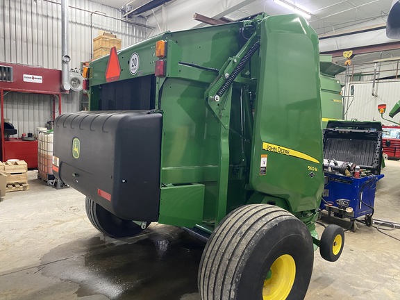 2023 John Deere 560M Baler/Round