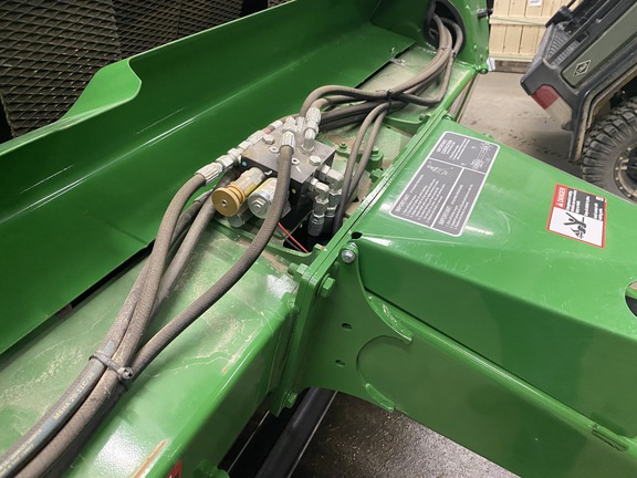 2023 John Deere 560M Baler/Round