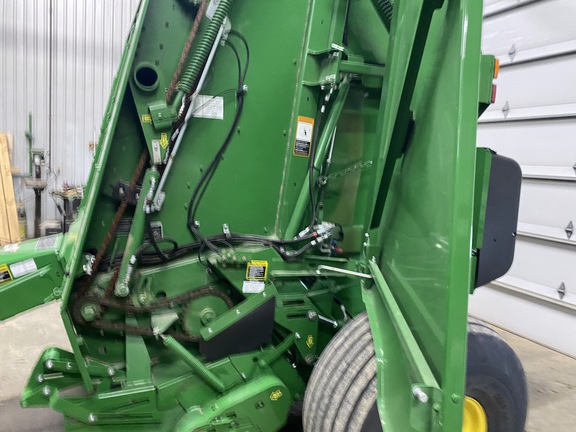 2023 John Deere 560M Baler/Round