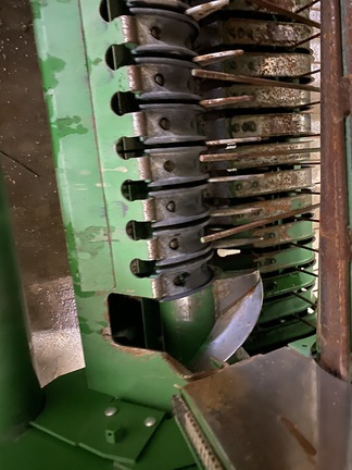 2023 John Deere 560M Baler/Round