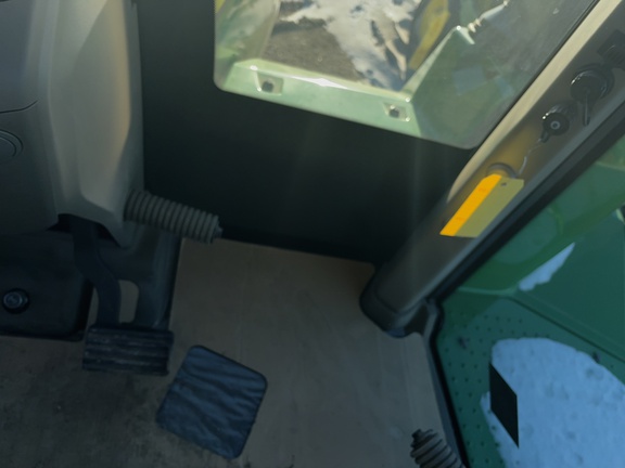 2024 John Deere 9RX 590 Tractor Rubber Track