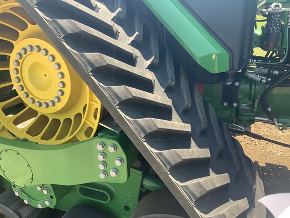 2024 John Deere 9RX 590 Tractor Rubber Track