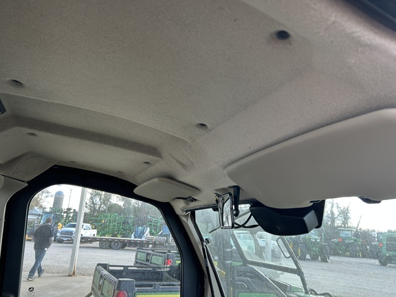 2022 John Deere XUV 835R ATV