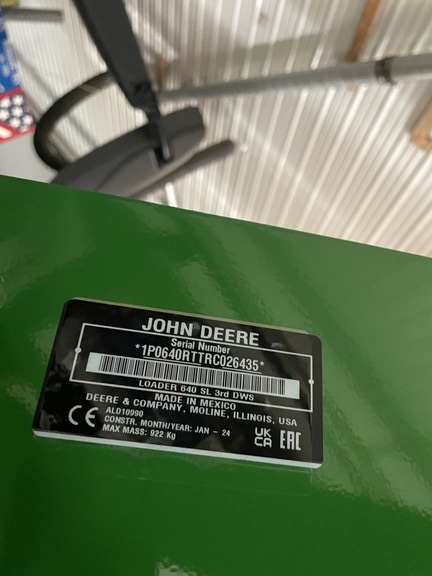 2024 John Deere 640R Loader