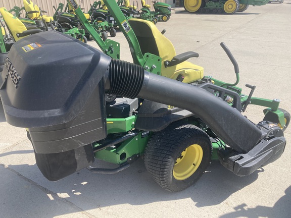 2021 John Deere Z740R Mower/Zero Turn