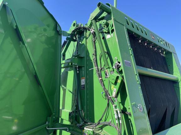 2023 John Deere 560M Baler/Round