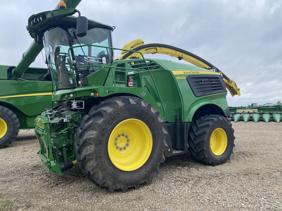 2024 John Deere 9500 Forage Harvester
