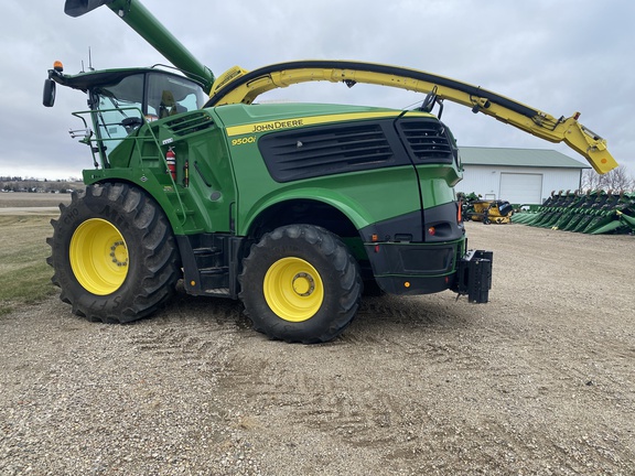 2024 John Deere 9500 Forage Harvester