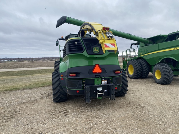 2024 John Deere 9500 Forage Harvester