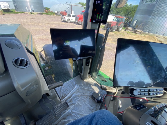 2024 John Deere 8R 310 Tractor