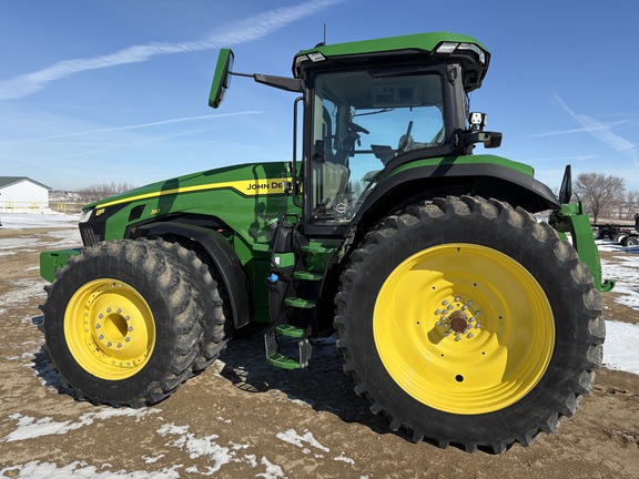 2024 John Deere 8R 310 Tractor