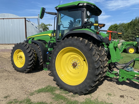 2024 John Deere 8R 370 Tractor