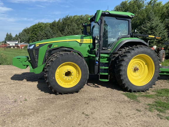 2024 John Deere 8R 370 Tractor