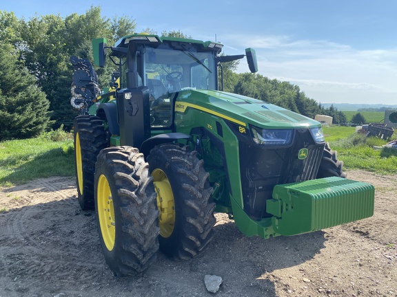 2024 John Deere 8R 370 Tractor