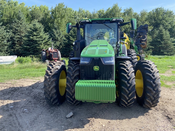 2024 John Deere 8R 370 Tractor