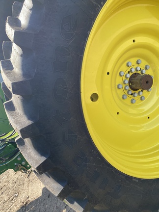 2024 John Deere 8R 370 Tractor