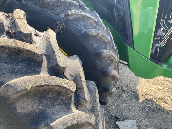 2024 John Deere 8R 370 Tractor