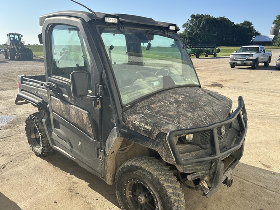 2022 John Deere XUV 835M ATV