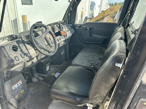 2022 John Deere XUV 835M ATV