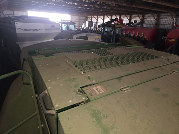 2015 John Deere L340 Baler/Big Square