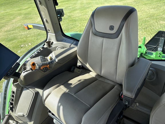2024 John Deere 8R 310 Tractor
