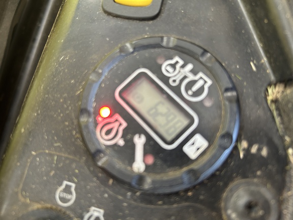 2023 John Deere Z950R Mower/Zero Turn