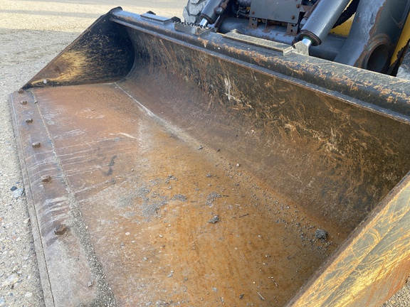 2020 John Deere 330G Skid Steer Loader