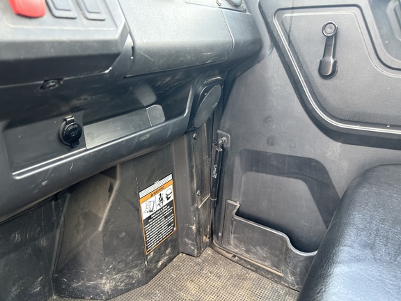 2023 John Deere XUV 835M ATV