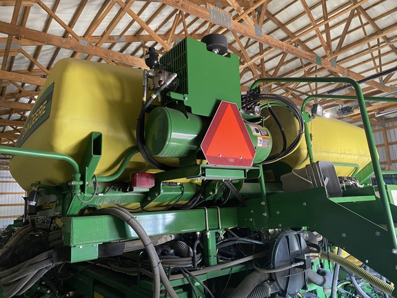 2016 John Deere DB90 Planter