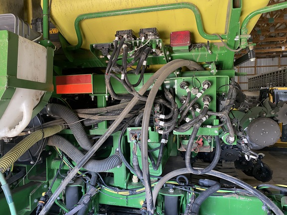 2016 John Deere DB90 Planter