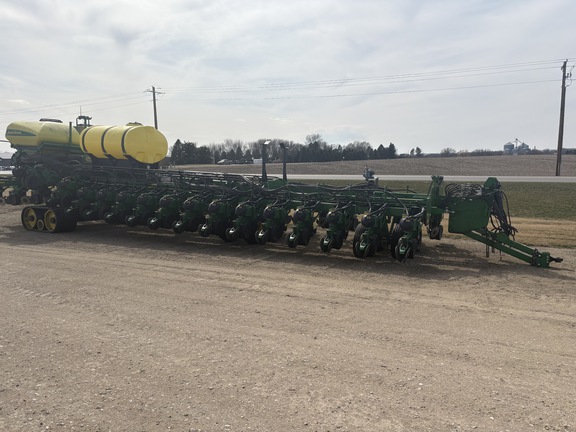2016 John Deere DB90 Planter