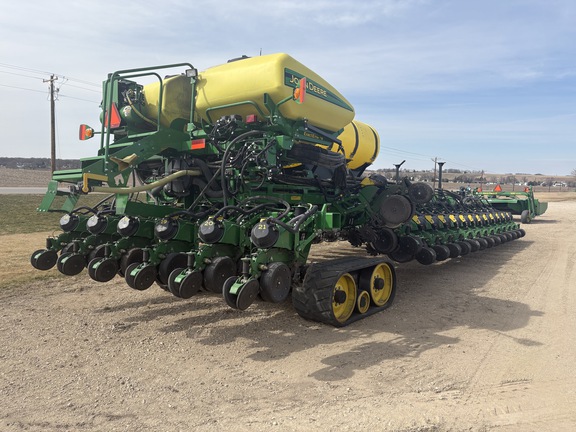 2016 John Deere DB90 Planter