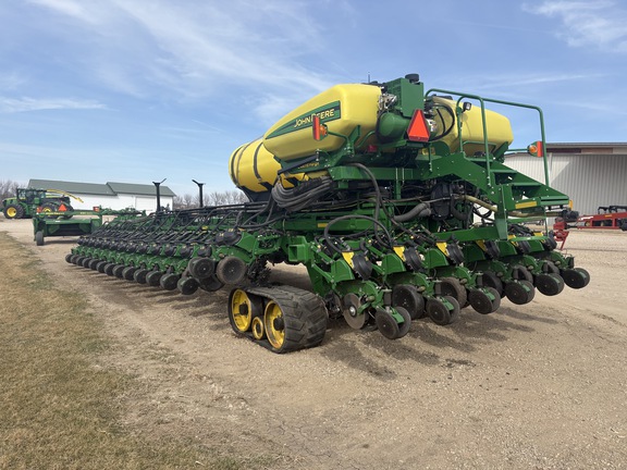 2016 John Deere DB90 Planter
