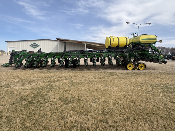2016 John Deere DB90 Planter