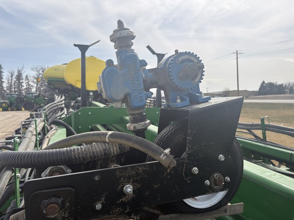 2016 John Deere DB90 Planter