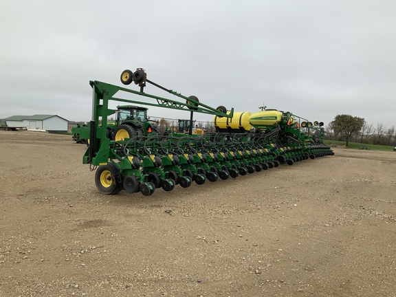 2016 John Deere DB90 Planter