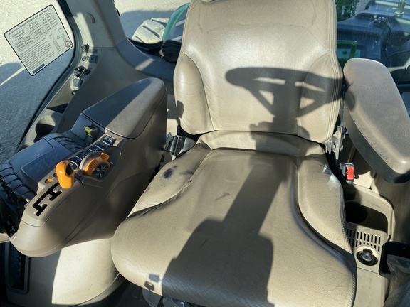 2018 John Deere 9520RX Tractor Rubber Track