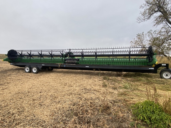 2018 John Deere 645FD Header Combine