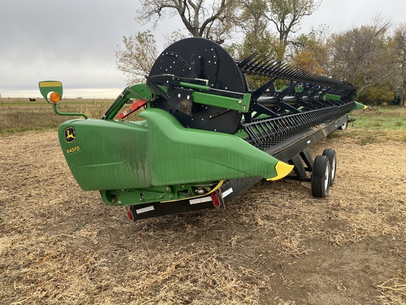 2018 John Deere 645FD Header Combine