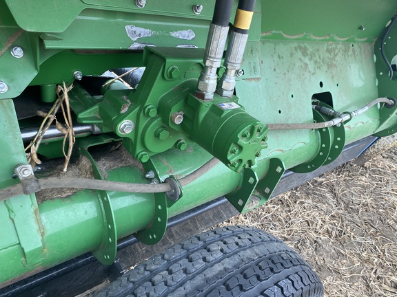 2018 John Deere 645FD Header Combine
